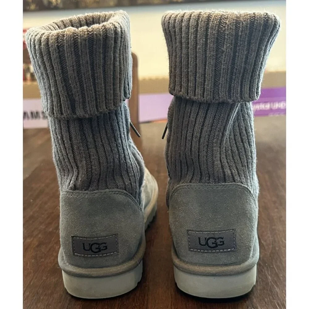 UGG Charcoal Gray Classic Knit & Suede Boots Women’s Size 8